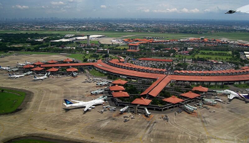 雅加达机场客服如此高科技,全因选择了亿联网络!